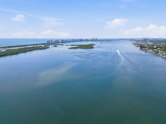 124 Lakeshore Drive 8280, North Palm Beach, FL 33408