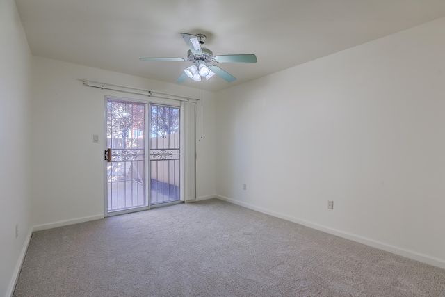 2602 Los Tomases Drive NW, Albuquerque, NM 87107