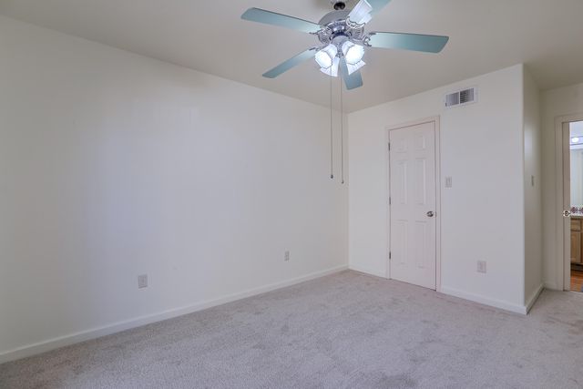 2602 Los Tomases Drive NW, Albuquerque, NM 87107