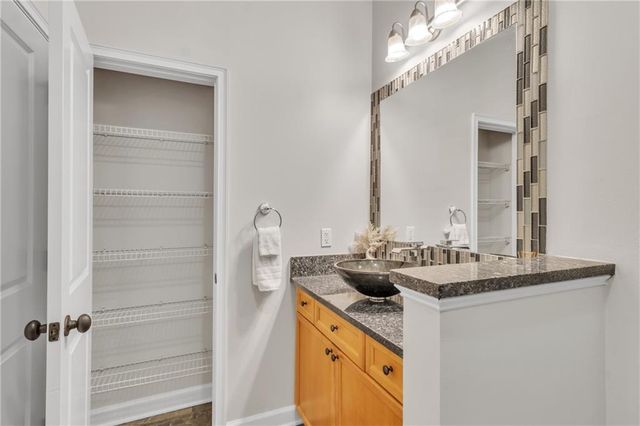 11 Perimeter Center E 1203, Atlanta, GA 30346