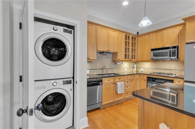 11 Perimeter Center E 1203, Atlanta, GA 30346