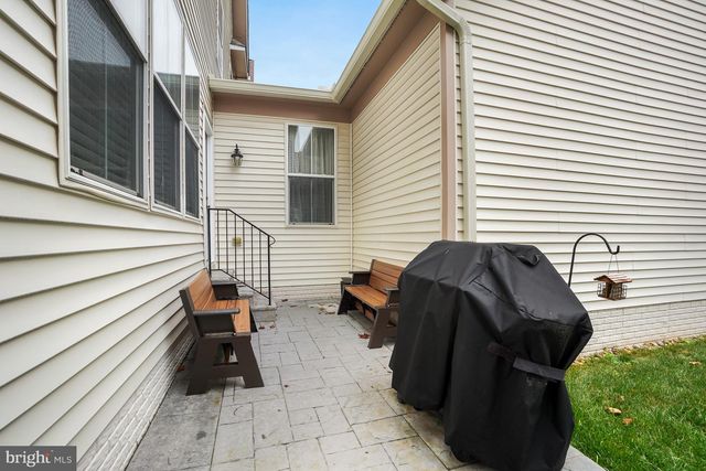 3861 BRAVEHEART DR, Frederick, MD 21704