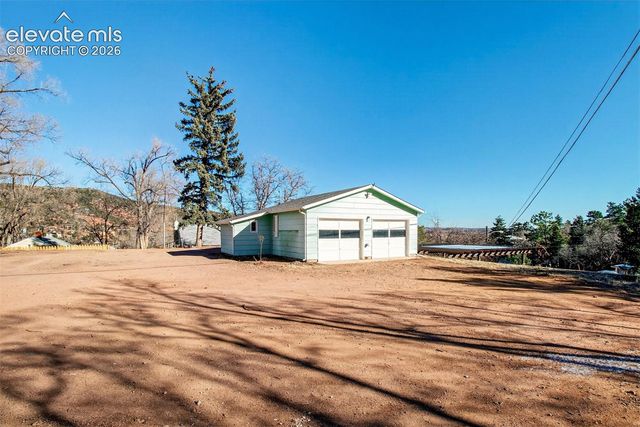 815 Midland Avenue, Manitou Springs, CO 80829