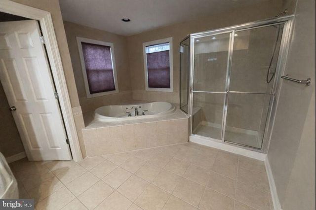 12817 GOODLOES PROMISE DR, Bowie, MD 20720