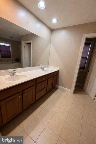 12817 GOODLOES PROMISE DR, Bowie, MD 20720