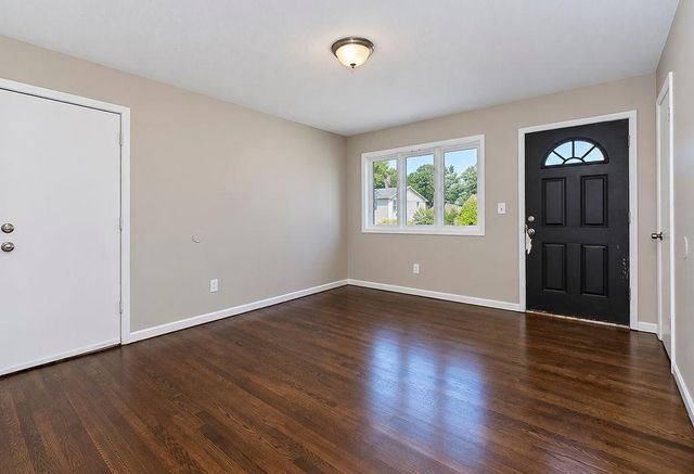 116 N Peck Drive, Independence, MO 64056