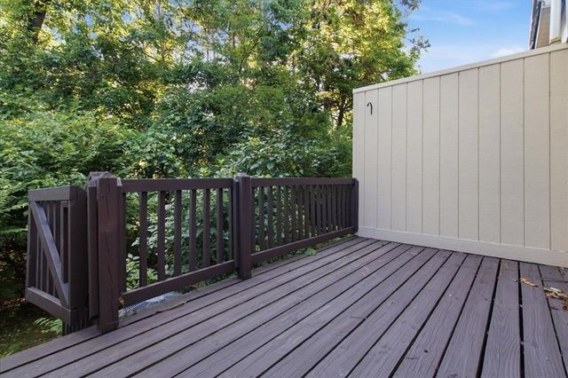 1192 Pennsbury Boulevard, Pennsbury, PA 15205