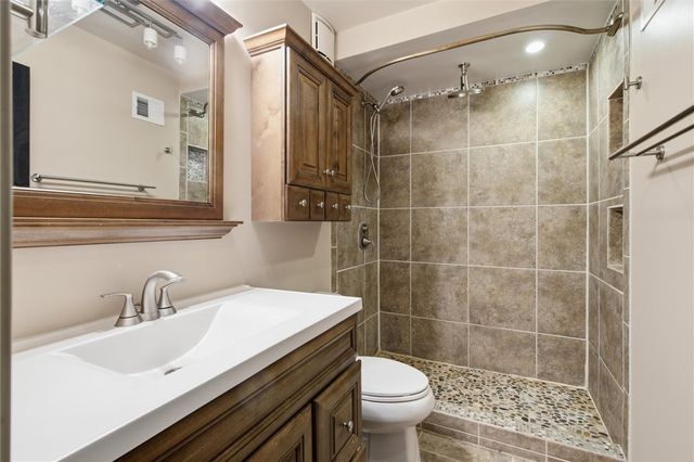 1192 Pennsbury Boulevard, Pennsbury, PA 15205