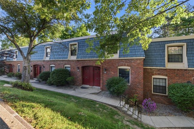 1192 Pennsbury Boulevard, Pennsbury, PA 15205