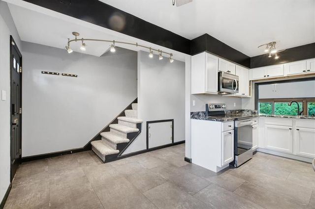 1192 Pennsbury Boulevard, Pennsbury, PA 15205