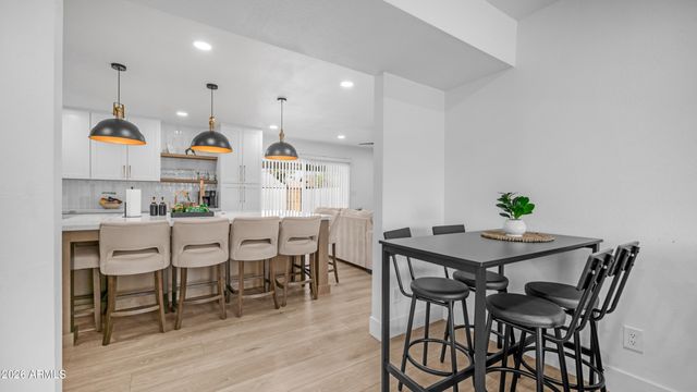 1026 E CONCORDA Drive, Tempe, AZ 85282