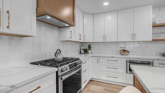 1026 E CONCORDA Drive, Tempe, AZ 85282