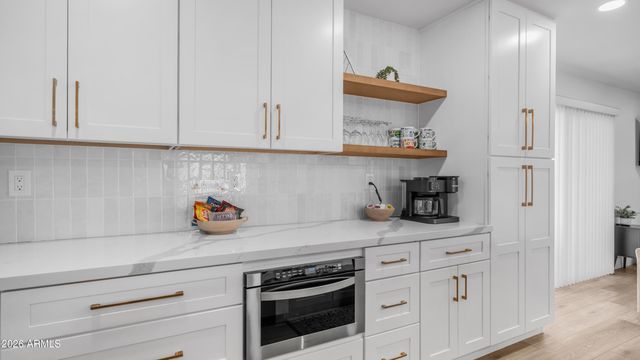 1026 E CONCORDA Drive, Tempe, AZ 85282