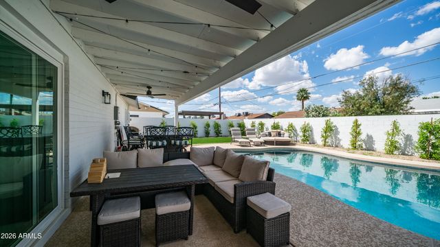 1026 E CONCORDA Drive, Tempe, AZ 85282