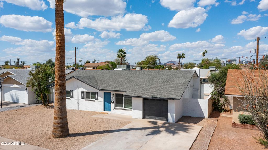 1026 E CONCORDA Drive, Tempe, AZ 85282