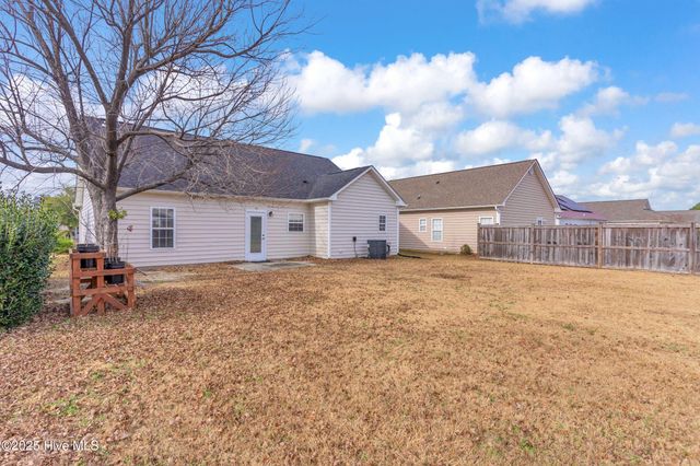 106 Tylers Cove Way, Winnabow, NC 28479