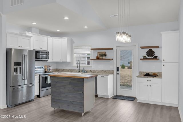 106 Tylers Cove Way, Winnabow, NC 28479