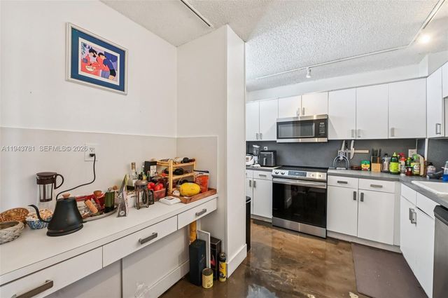 6450 Collins Ave 703, Miami Beach, FL 33141