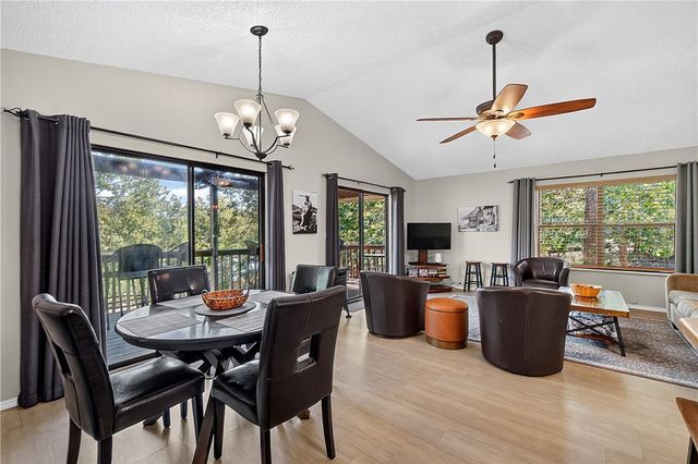 21265 Maple Drive, Garfield, AR 72732