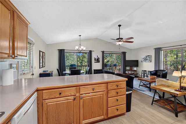 21265 Maple Drive, Garfield, AR 72732
