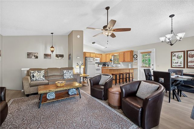21265 Maple Drive, Garfield, AR 72732