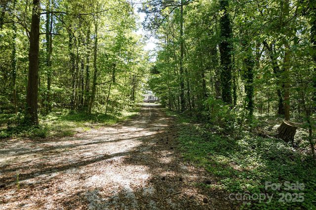 1216 Stallion Lane, Lancaster, SC 29720