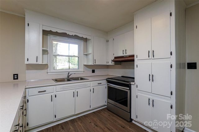 1216 Stallion Lane, Lancaster, SC 29720