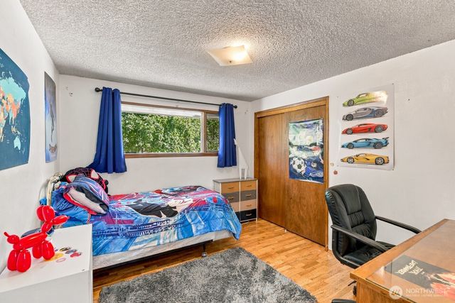 11303 1st Place W, Everett, WA 98204