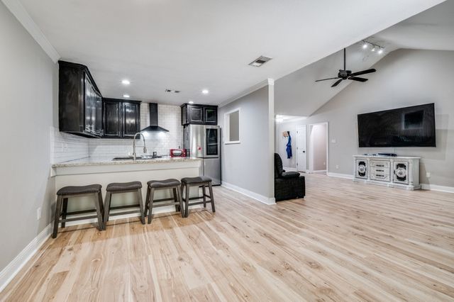 3569 Kayewood Drive, Little Elm, TX 75068