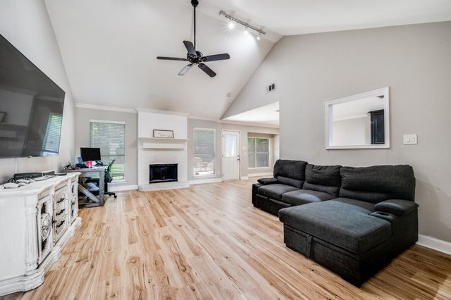 3569 Kayewood Drive, Little Elm, TX 75068