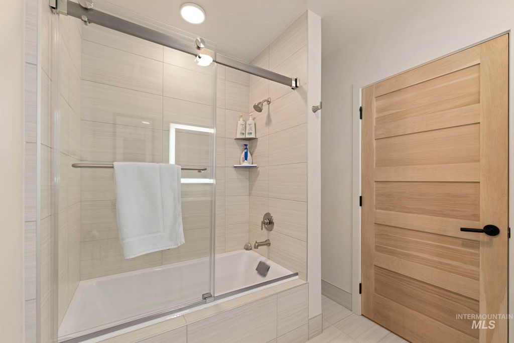 720 Village Drive 301, Donnelly, ID 83615 photo 26