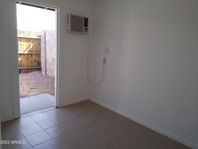 1627 E Pinchot Avenue, Phoenix, AZ 85016