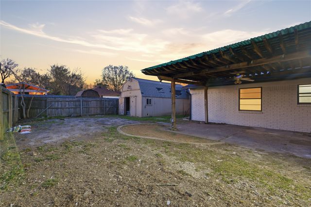 747 Quinette Drive, Seagoville, TX 75159