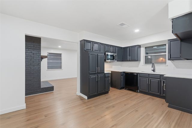 747 Quinette Drive, Seagoville, TX 75159