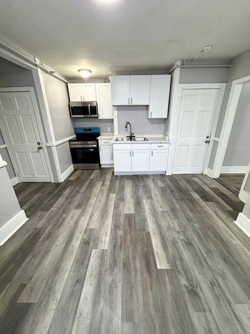 143 Westminster 2L, Fitchburg, MA 01420