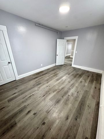 143 Westminster 2L, Fitchburg, MA 01420