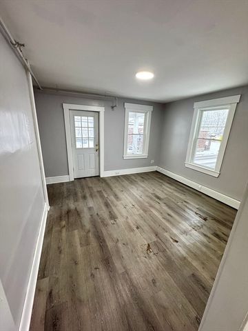 143 Westminster 2L, Fitchburg, MA 01420