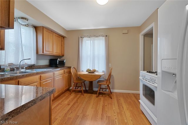 56 Rockdale Avenue, Boardman, OH 44512