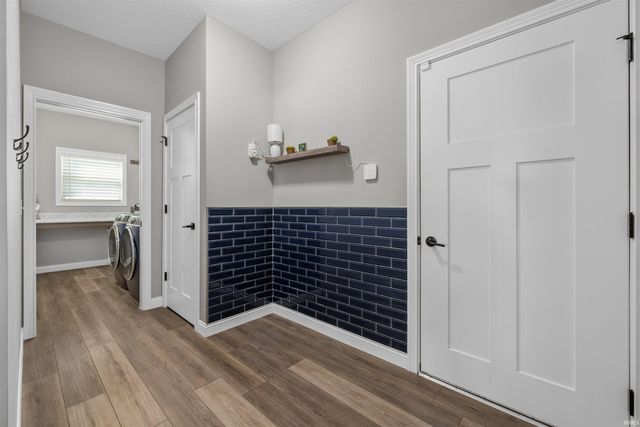 2112 Lawsons Cove, Fort Wayne, IN 46808