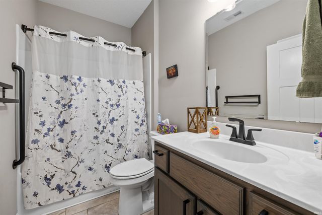 2112 Lawsons Cove, Fort Wayne, IN 46808