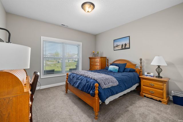 2112 Lawsons Cove, Fort Wayne, IN 46808