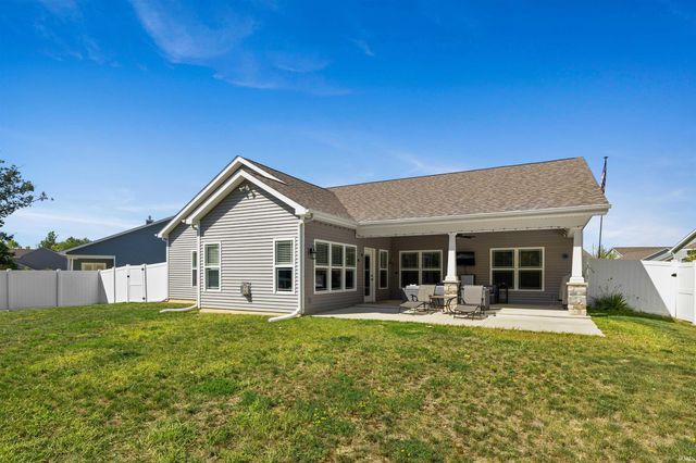 2112 Lawsons Cove, Fort Wayne, IN 46808