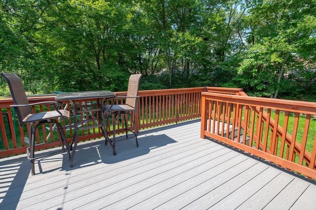 55 Westdale Rd, Westwood, MA 02090