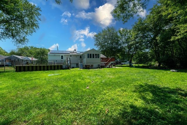 55 Westdale Rd, Westwood, MA 02090