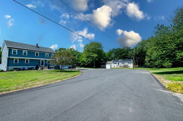55 Westdale Rd, Westwood, MA 02090