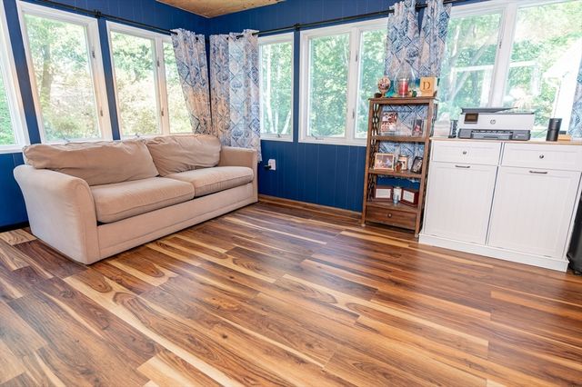 55 Westdale Rd, Westwood, MA 02090