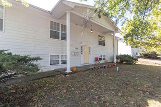 2916 LEEWAY DR B, Columbia, MO 65202