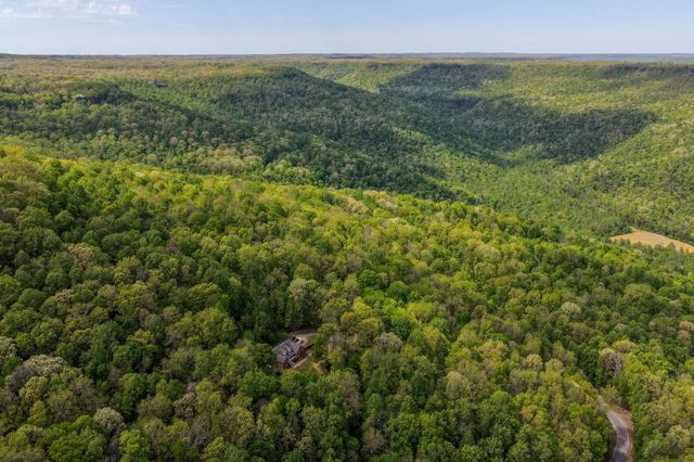 3850 Stagecoach Road, South Pittsburg, TN 37380