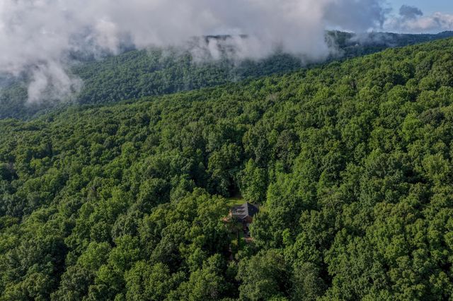 3850 Stagecoach Road, South Pittsburg, TN 37380