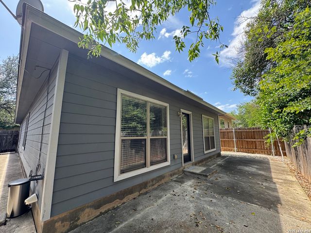 6030 Pecan Tree, San Antonio, TX 78240